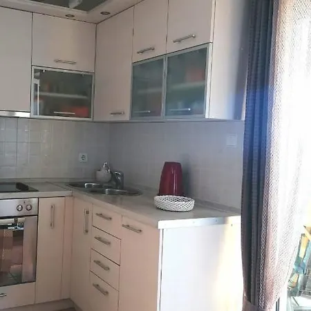 Διαμέρισμα Franka *